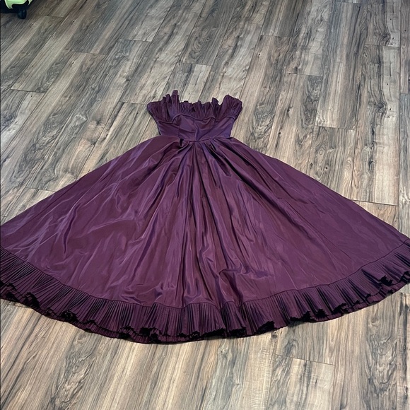 Victor Costa Vintage Plum Taffeta Off-Shoulder Gown Dark Romance Victorian - Picture 4 of 15